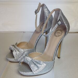 NWT I. Miller Silver Formal Heels Ladies 7 M Prom Wedding